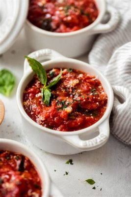   Pappa al pomodoro: Wykwintny Toskański Zupa z Pomidorów i Chleba - Idealna na Letnie Dni!