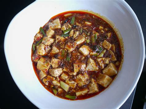  Spicy and Savory, Doufu La Mian Explodes with Sichuan Flavor!