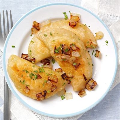  Pierogi z Wieprzowiną i Imbirem - Czy Znajdziesz Smak Nieba w Prostej Formie?